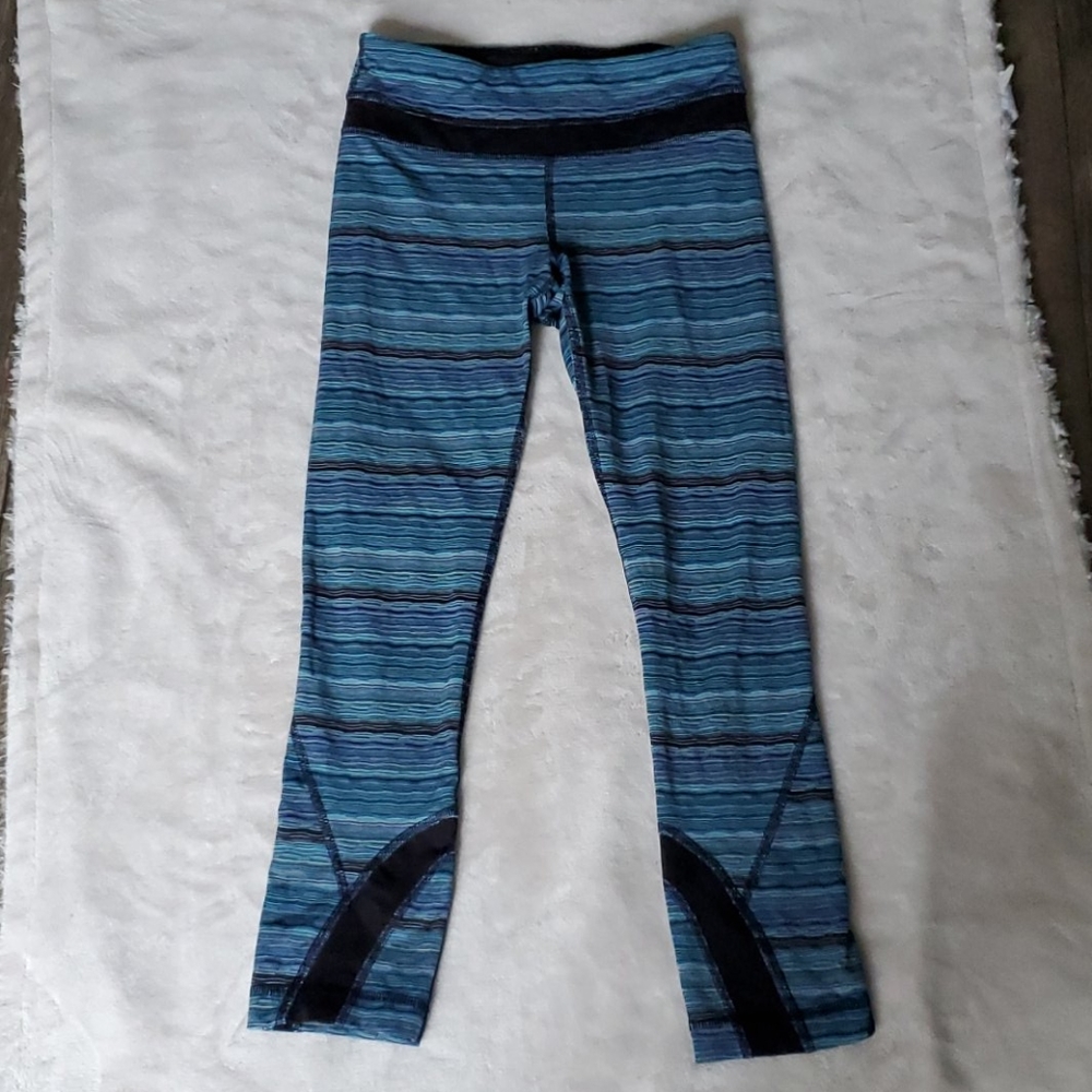 Lululemon Pace Rival Crop Leggings Blue Stripes